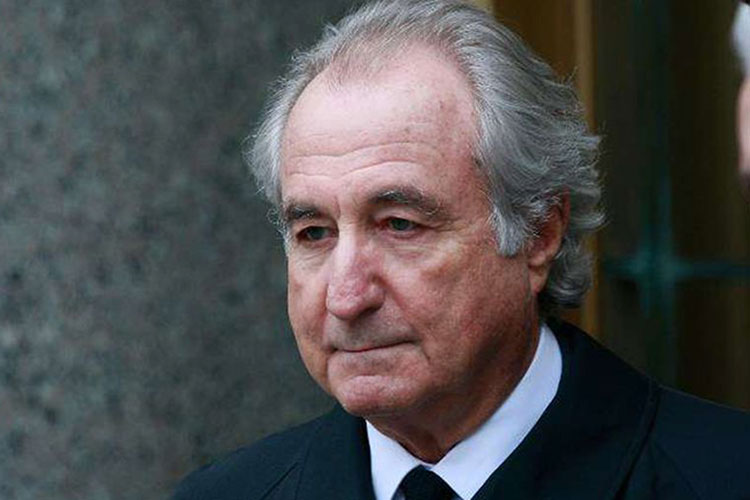 Le célèbre escroc américain Bernard Madoff est mort en prison