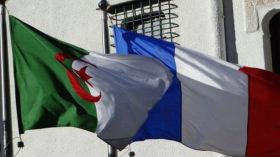 Séparatisme: Vers l’interdiction du drapeau algérien lors des mariages en France?