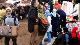 الطوابير و”جنون التسوّق” يفتح الباب للموجة الثالثة لكورونا