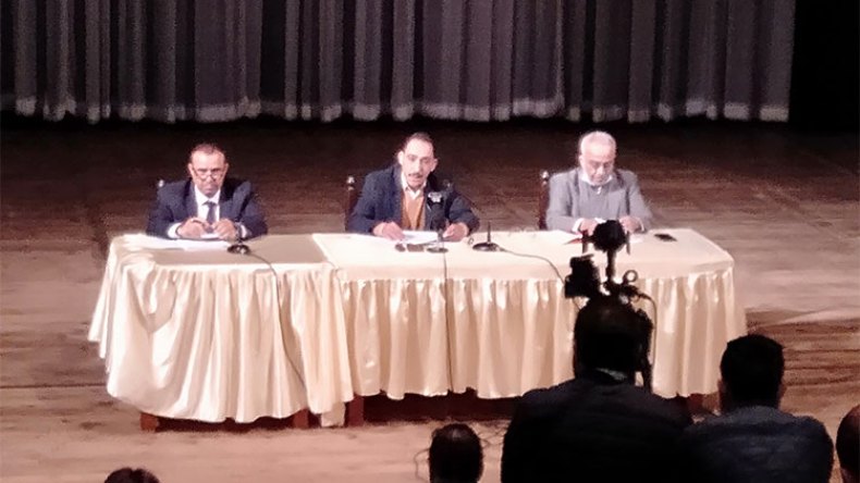 مساع للإبقاء على الـ “فداتيك” ومعايير جديدة لاعتماد الأعمال