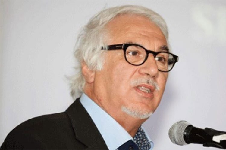 Pr Sanhadji: «Il y a un relachement affolant, les Algériens ont abandonné les gestes barrières»