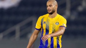 بِالفيديو.. قديورة يصفع لاعبا اعتدى عليه