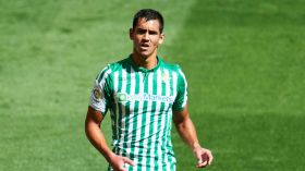 برشلونة تدخل سباق انتداب ماندي