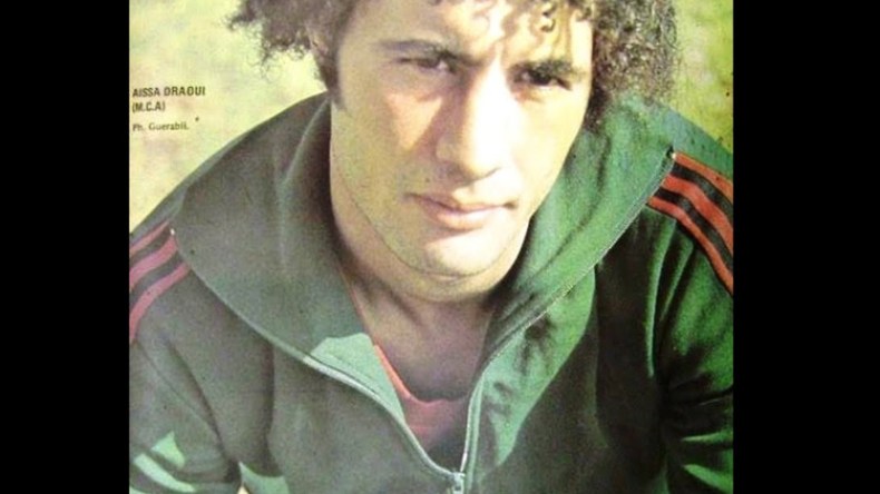 دراوي.. السمكة الطائرة