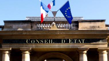 Sénat français: «Le Drapeau Algérien pose problème dans les salles de mariages»