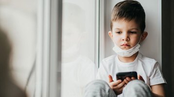 انشغلنا بدُنيا أبنائنا عن دينهم!