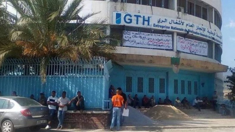 3000 عامل بمؤسسة تهيئة الري بالرويبة في إضراب