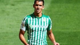 ليون الفرنسي يصر على ضم عيسى ماندي