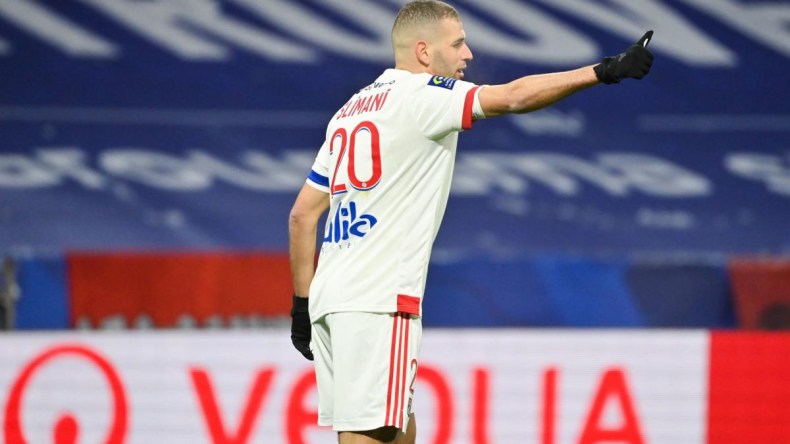 سليماني محلّ إشادة في ليون