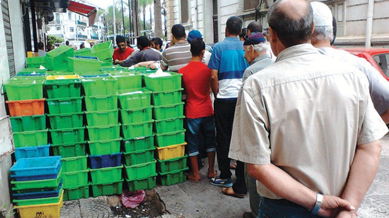 “كوطة” الحليب تثير أزمة بين الملبنات والموزعين!