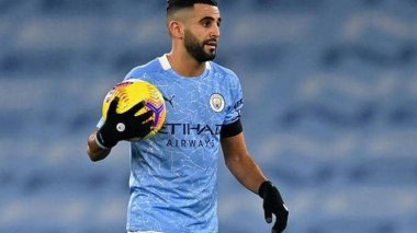 Mahrez Is Among The 4 Players Who Can Replace Antoine Griezmann At Barcelona