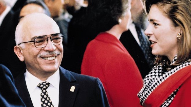 محاولة الإنقلاب في الأردن: الملكة نور تخرج عن صمتها