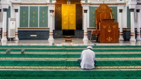 إطلاق مسابقة الترشح لأداء صلاة التراويح بالمهجر