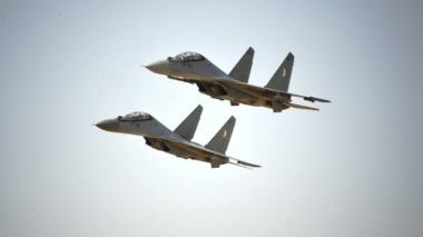 In Guezzam: Chanegriha supervise des exercices tactiques avec munition réelle