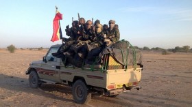 المتمردون التشاديون يرفضون الاعتراف بالمجلس العسكري