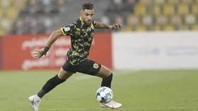 الحكم يطرد بلايلي ثم يتراجع عن قراره!