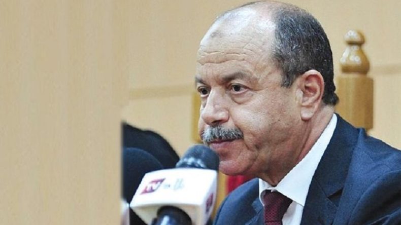 زغماتي: أموال طائلة استنزفت في الصفقات العمومية