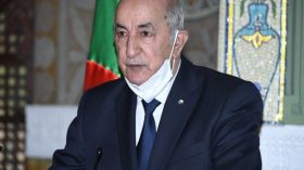 رئيس الجمهورية يعزي في وفاة الوزير الأسبق عبد الرحمان بن خالفة