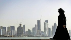 نيويورك تايمز: خادمات البيوت في الخليج يكشفن عن الانتهاكات ضدهن عبر “تيك توك”