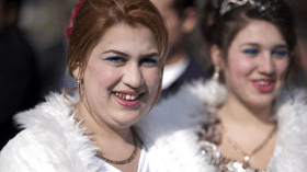 ناشطون يسخرون من سوق العرائس البلغاري!