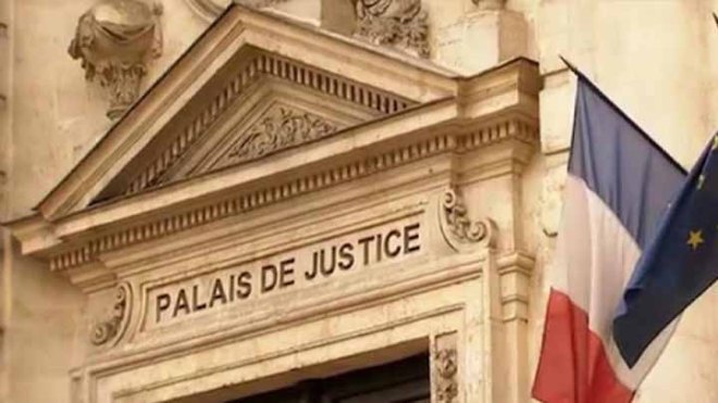 محكمة فرنسية تأمر بطرد شقيقتين جزائريتين!