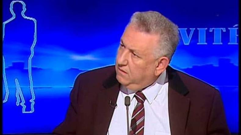 البرفيسور نيبوش: الوضعية الوبائية في الجزائر مستقرة ولا تدعو للقلق