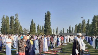 France: pas de prière de l’Aïd El Fitr dans les stades