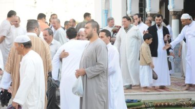 L’Aïd El Fitr ce jeudi, appel au respect des gestes barrières