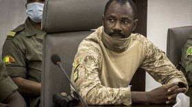 Coup d’Etat au Mali:le colonel Assimi Goïta nommé président