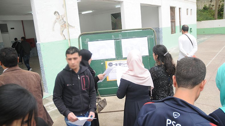 الاحتياطيون بمسابقة الإداريين يطلبون الإدماج بالتربية