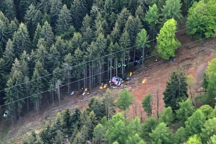 14 morts et un blessé grave dans la chute d’un téléphérique