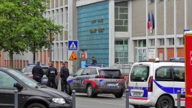 بالصور.. إخلاء مدرسة في فرنسا بعد بلاغ حول وجود قنبلة