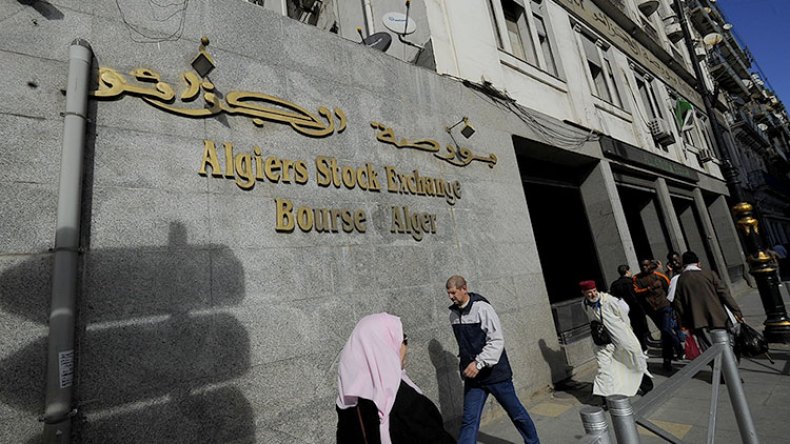 سندات تساهمية.. وصكوك إسلامية لتحرير المشاريع المتعثّرة!