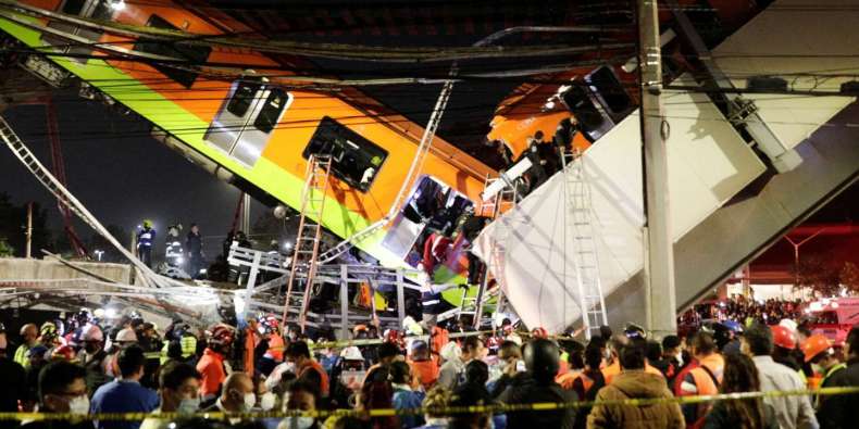 Un pont du métro aérien s’effondre à Mexico: Au moins 20 morts