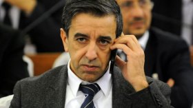 حدّاد حظي بإنجاز محوّل على الطريق السيار بتعلميات شفوية!