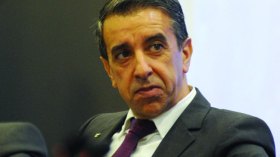 تأجيل محاكمة علي حدّاد في قضية التزوير بوهران