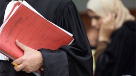 شلل بالمحاكم بسبب تأجيل المحاكمات إلى تواريخ المحاكمات