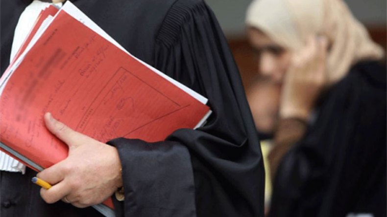 شلل بالمحاكم بسبب تأجيل المحاكمات إلى تواريخ المحاكمات