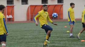 زرقان أغلى لاعبي البطولة الوطنية