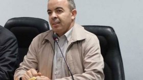 دور نشر تتاجر في كل شيء.. كيف تشتري لقب “كاتب” بثلاثة ملايين سنتيم