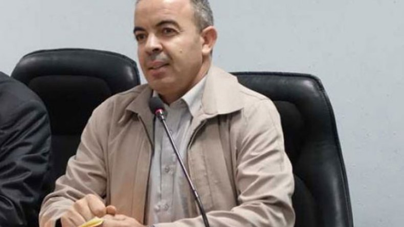 دور نشر تتاجر في كل شيء.. كيف تشتري لقب “كاتب” بثلاثة ملايين سنتيم