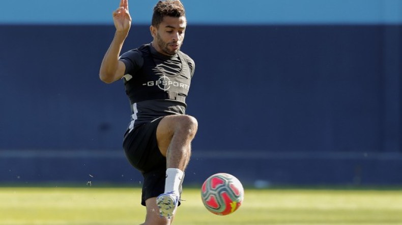 بِالفيديو: عودة بن خماسة