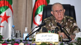 عليكم بالتكفل الجيد بالمستخدمين العسكريين