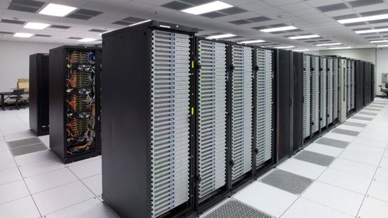 “داتا سانتر” بـ1500 مليار… والمشروع على الورق!