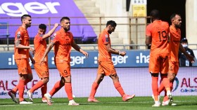 ديلور يُقصى لكن يتفادى الكيان الصهيوني