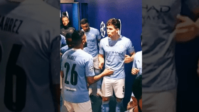 بِالفيديو: ماذا جرى بين محرز وستونز قبيل انطلاق الشوط الثاني؟