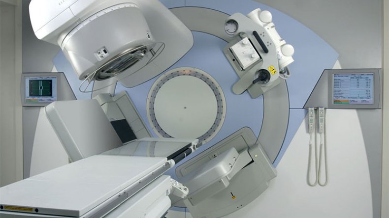 فايسبوكيون ينجحون في “افتكاك” مستشفى للسرطان بخنشلة