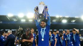 محرز على بعد خطوة من امتياز ثاني الأفارقة تتويجا بـ “البريمرليغ”