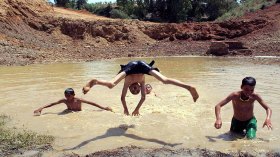 الحماية المدنية تحذر من السباحة في البرك والأحواض المائية