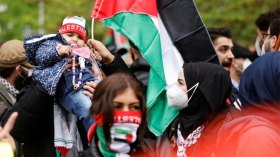 حناجر الجزائريين تدوي في أوروبا تنديدا بالعدوان الصهيوني